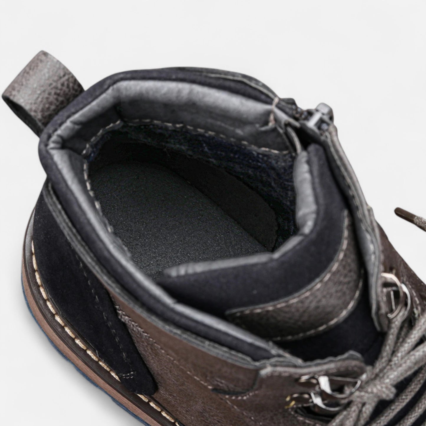 Velour Mode | Bottes en Cuir Homme – Signature Distinctive, Prestige Durable