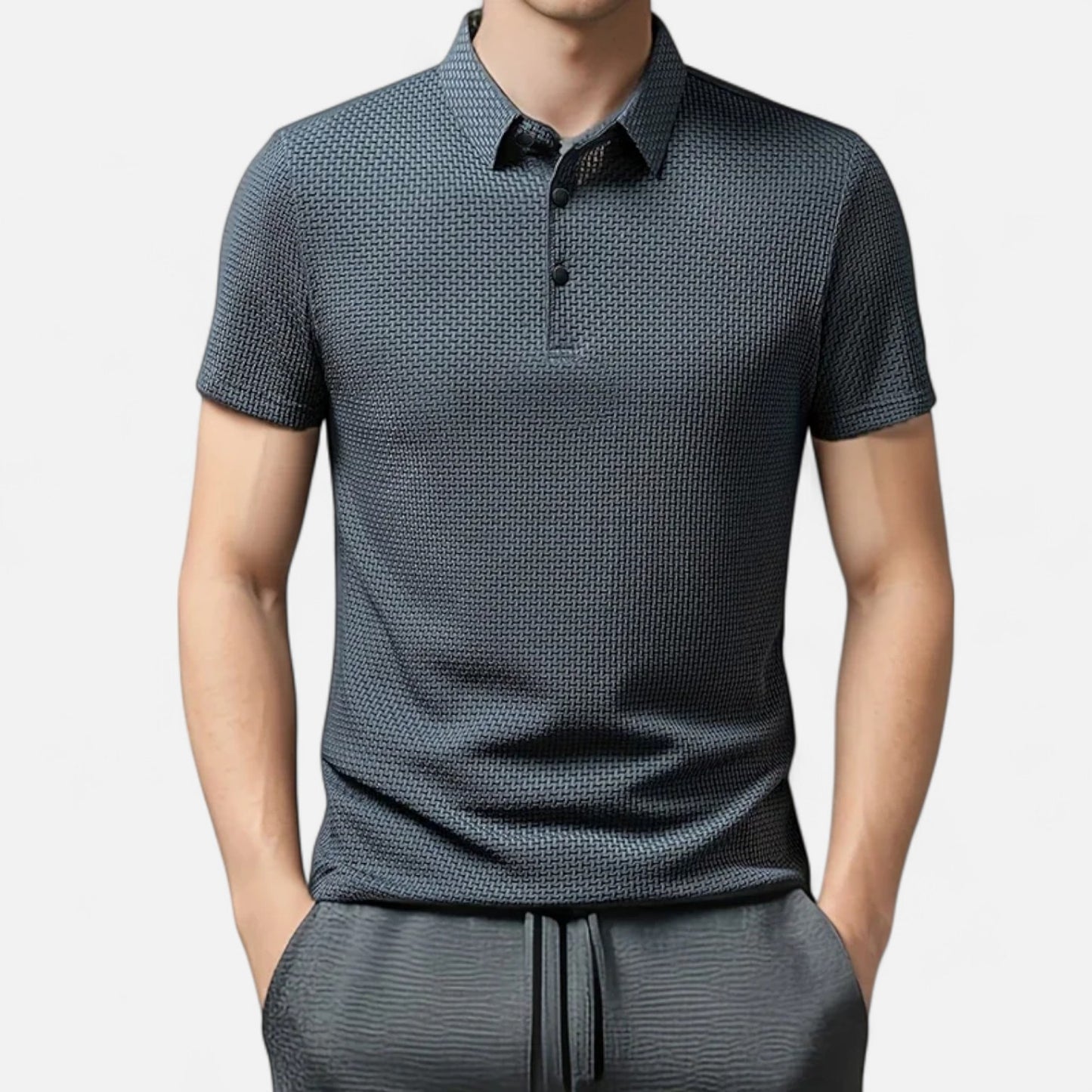 Velour Mode | Polo Femme Manches Courtes à Motif Floral Osseux – Élégance Sportive Monochrome