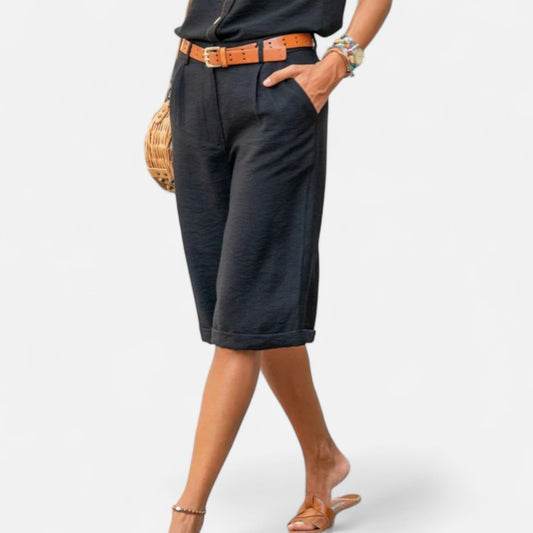 Velour Mode | Short Décontracté Femme en Coton Uni – Légèreté Naturelle, Élégance Épurée