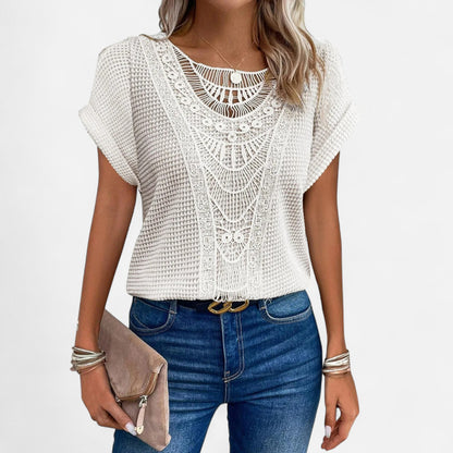 Velour Mode | Blouse T-Shirt Femme en Dentelle – Élégance Délicate, Style Raffiné