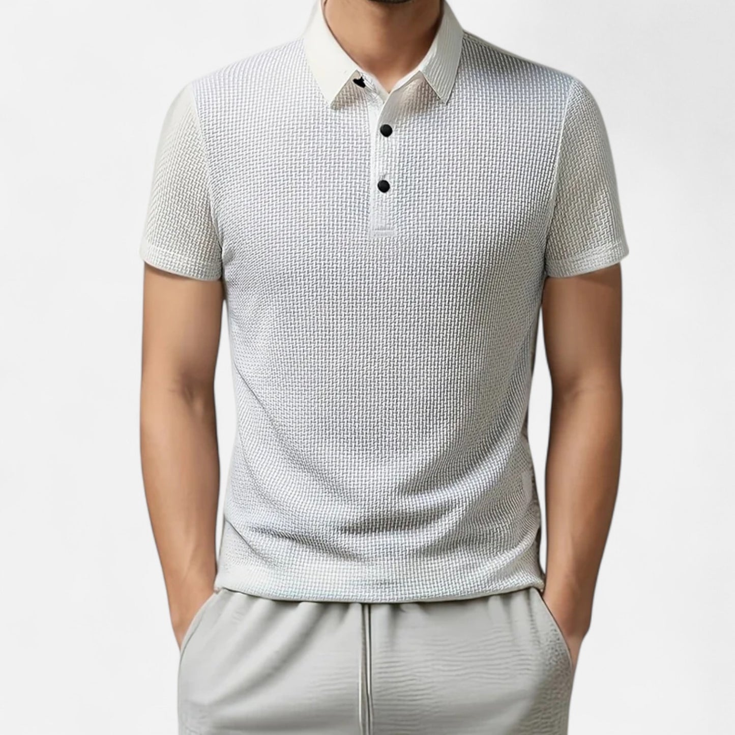 Velour Mode | Polo Femme Manches Courtes à Motif Floral Osseux – Élégance Sportive Monochrome